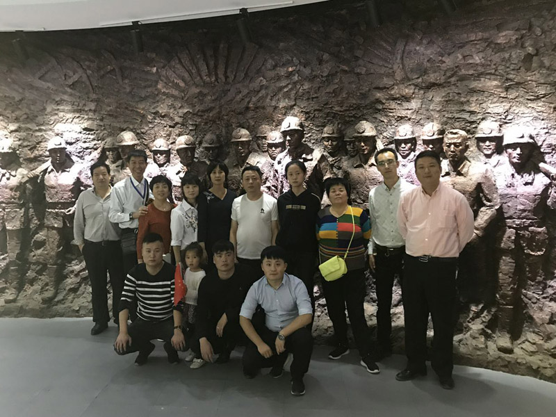 ug环球物流员工学习铁人精神